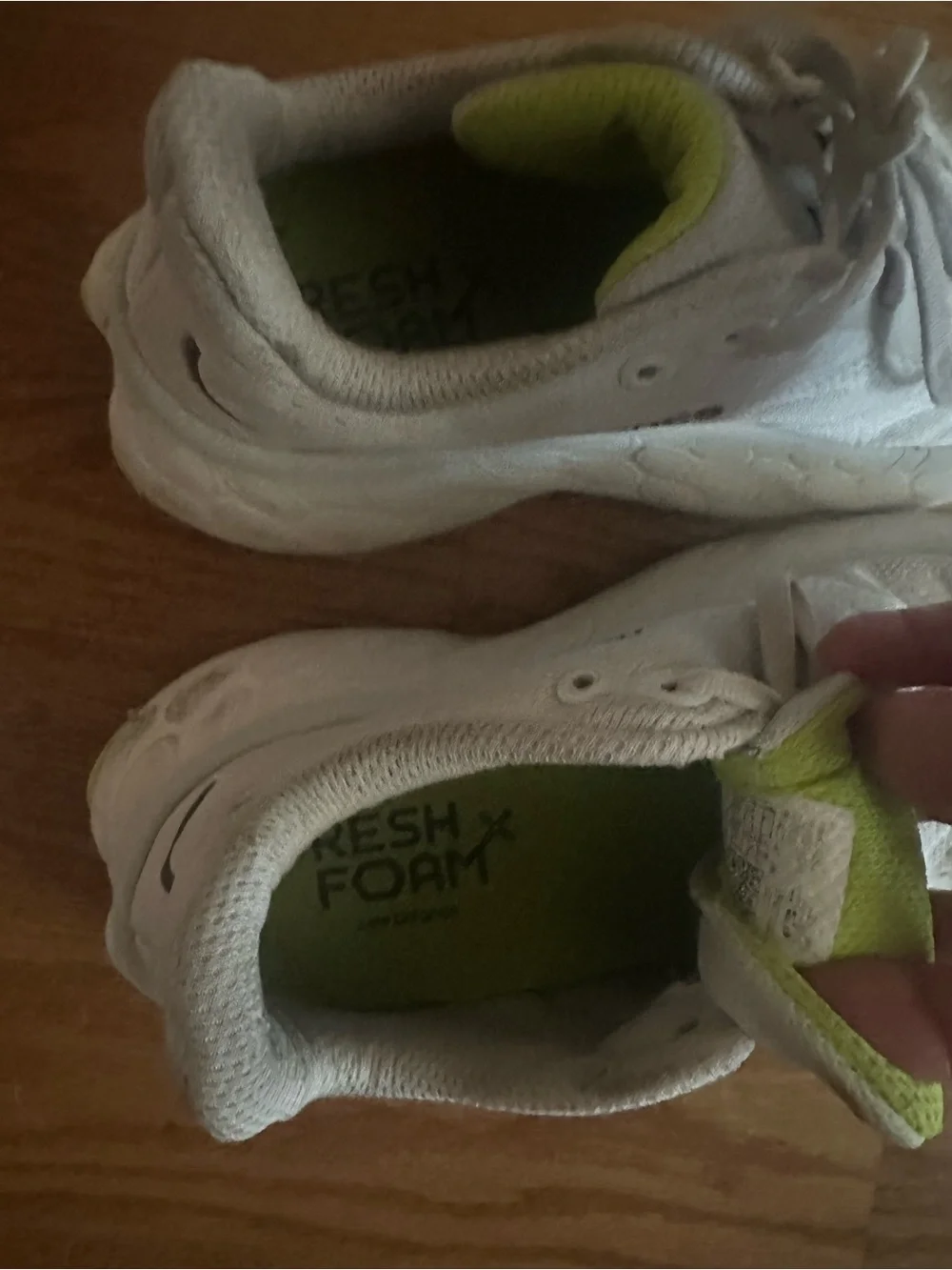 New Balance lightweight sneakers